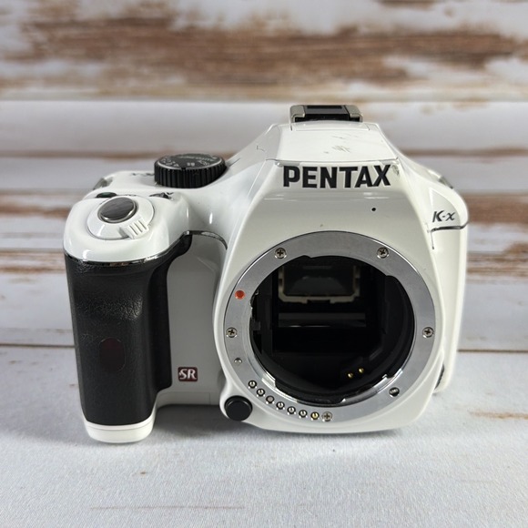Pentax Other - Pentax K-x White 12.4MP DSLR Camera Body Used